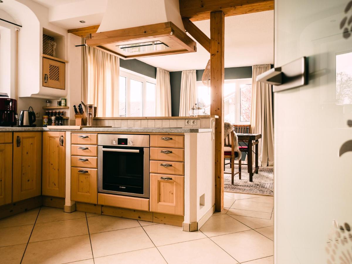Ferienwohnung Auszeit Chieming Ngoại thất bức ảnh